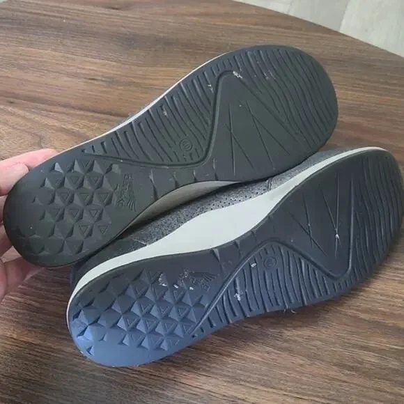 Dansko Christina Sneakers Metallic Size 9-9.5 Gray Purple Stylish Comfy - Picture 7 of 9